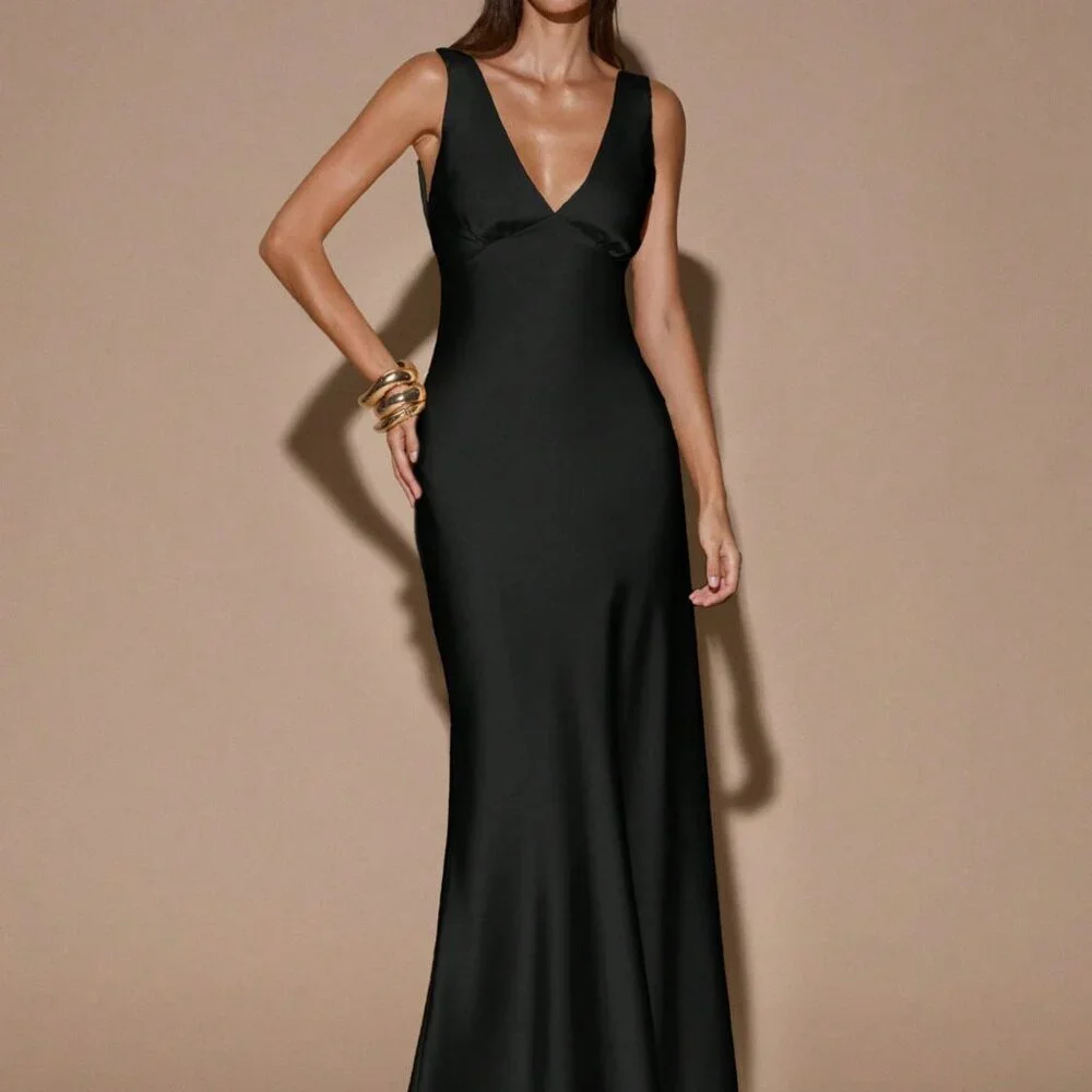 Black Minimalist Women's Deep V-Neck Sleeveless Tie Dress Open Back Gown - Picture 1 of 6